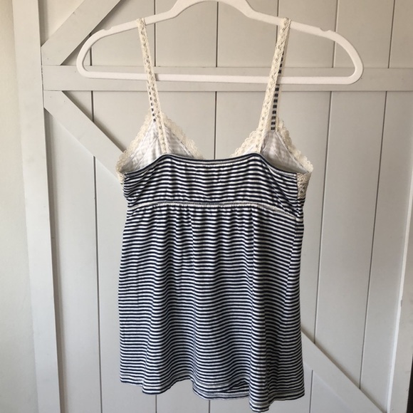 Hollister lacy stripes top - Picture 2 of 4